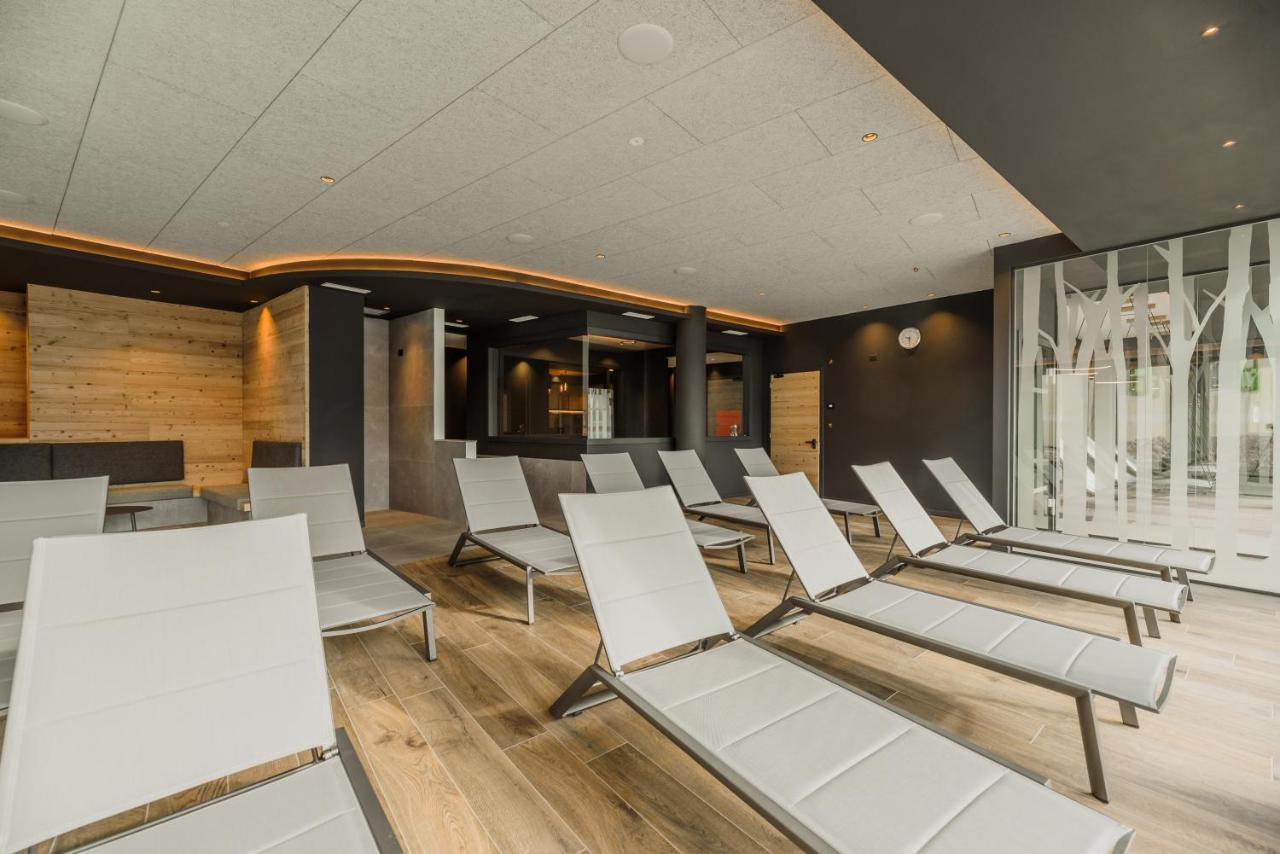 Hotel Rosa Wellness & Spa Vigo di Fassa Exterior foto