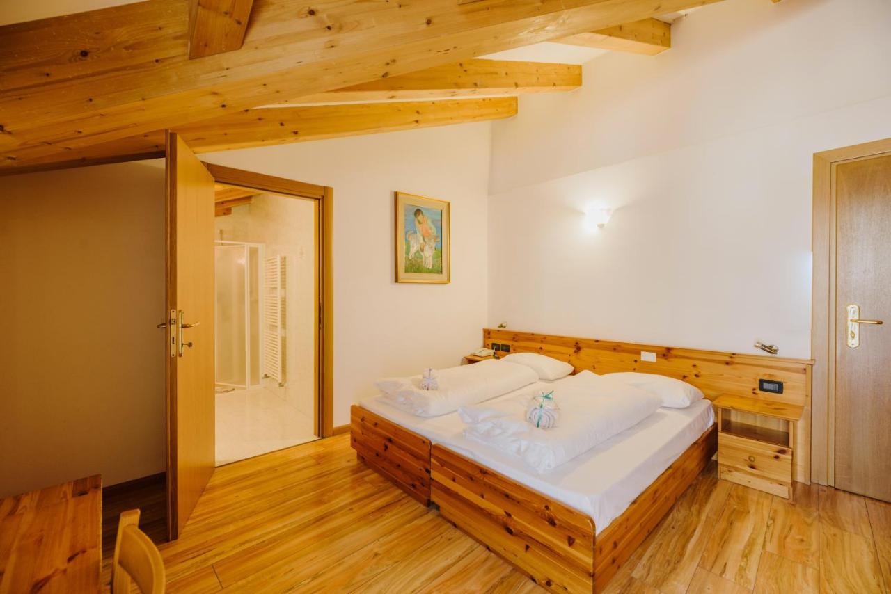 Hotel Rosa Wellness & Spa Vigo di Fassa Exterior foto