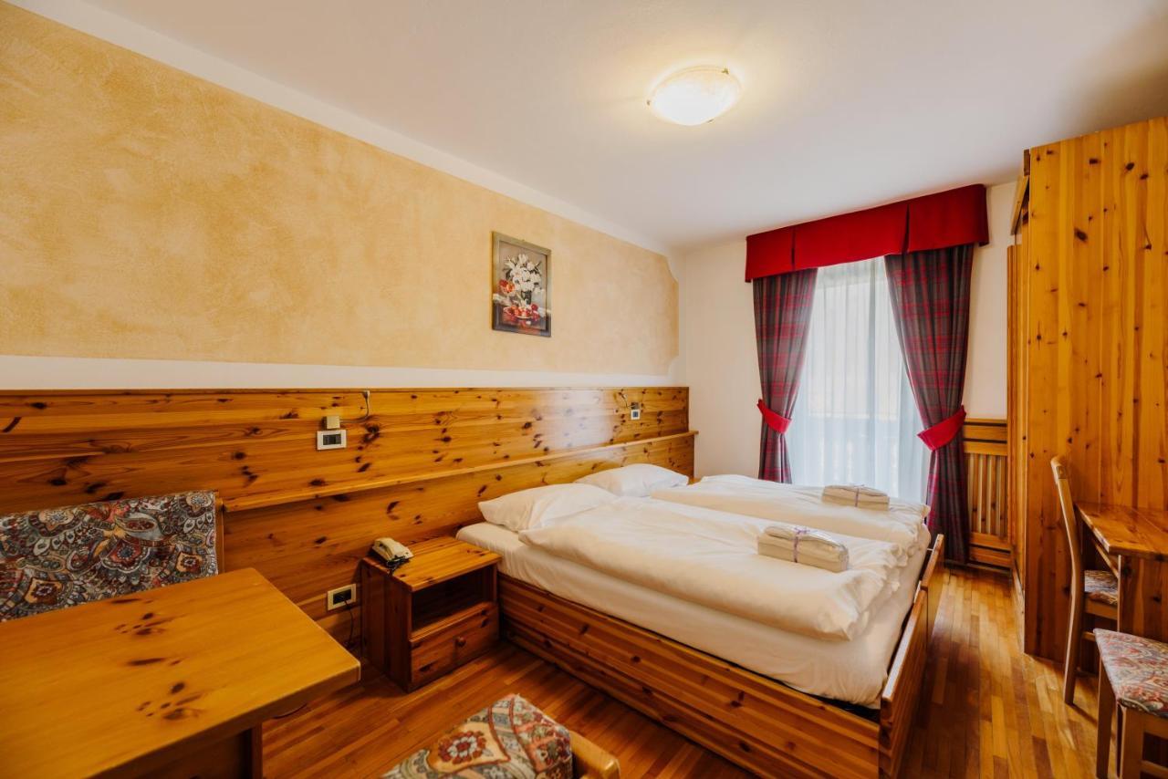 Hotel Rosa Wellness & Spa Vigo di Fassa Exterior foto