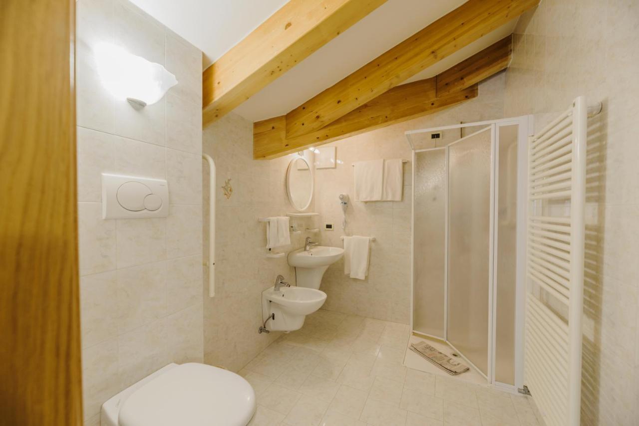 Hotel Rosa Wellness & Spa Vigo di Fassa Exterior foto